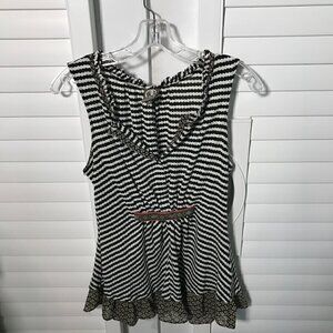 One September Galicia v-neck sleeveless top, S